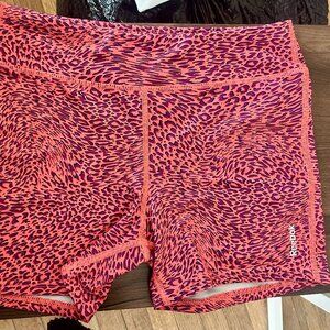 Girls Reebok Biker Shorts, Large 12/14